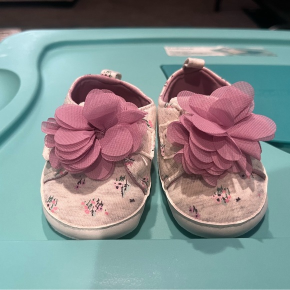 Child of Mine by Carter’s Baby Shoes - Picture 2 of 2